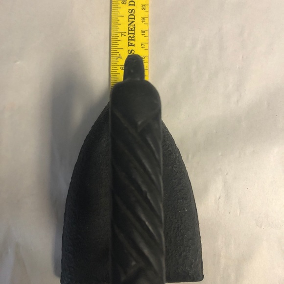 Antique clothes iron - Picture 11 of 11